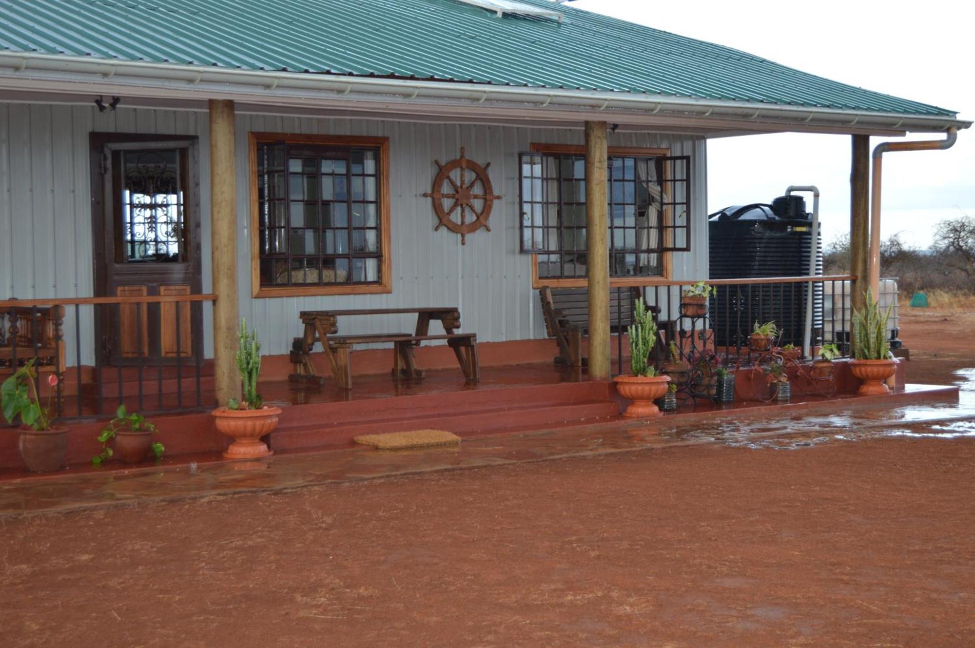 Wild Amboseli Ndovu Cottage. Εξωτερικό φωτογραφία